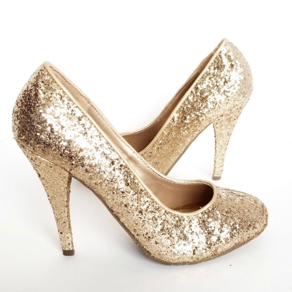 Gold Sequin Pumps...You Will Feel Like a Goddess